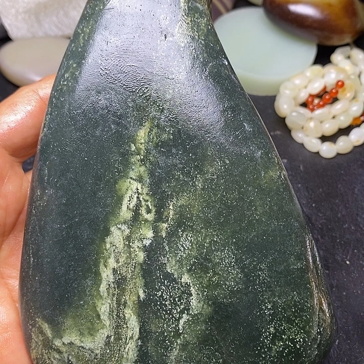 和田玉未镶嵌摆件