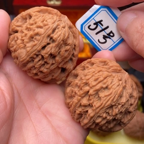 文玩核桃吊坠南疆49