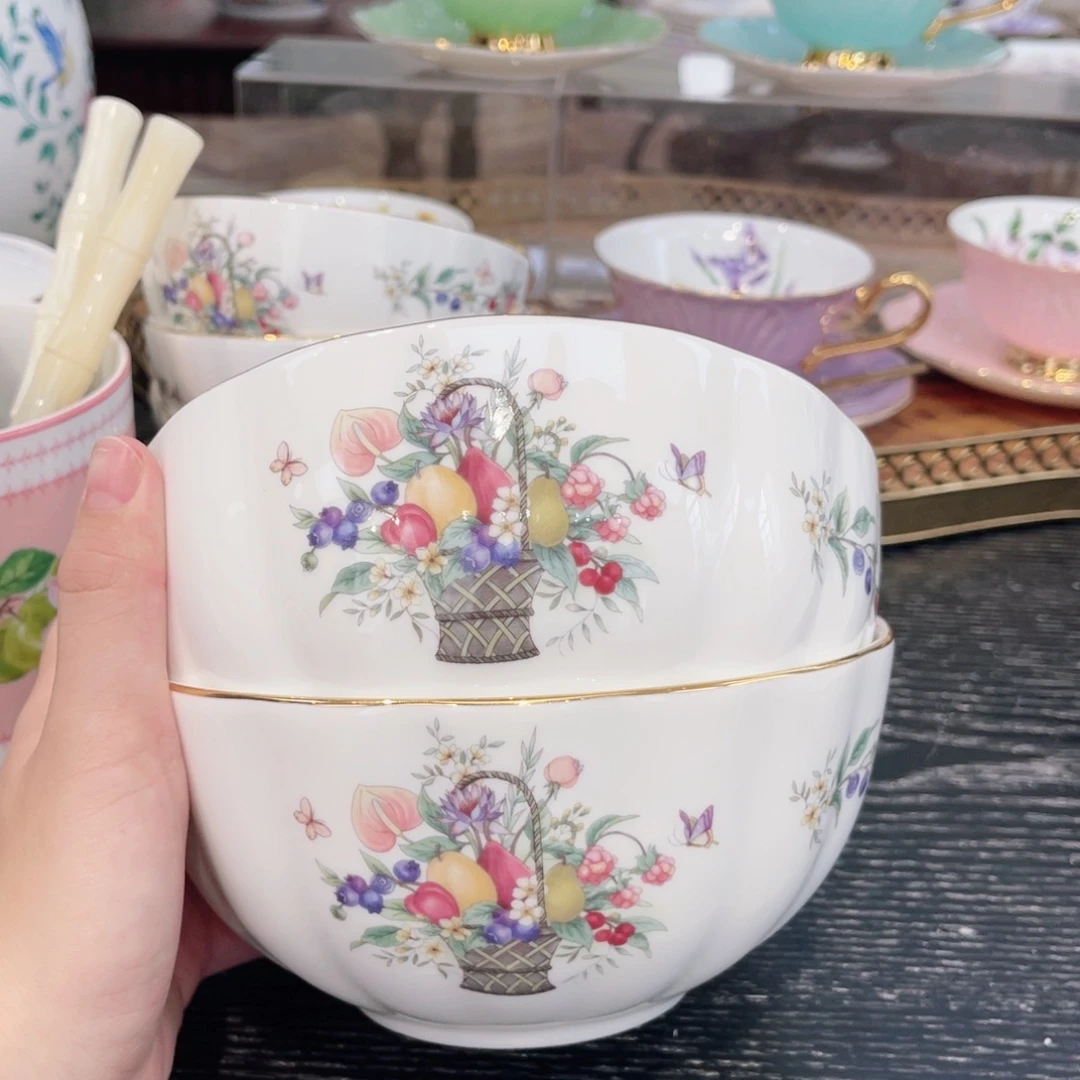 两个面碗———————————-