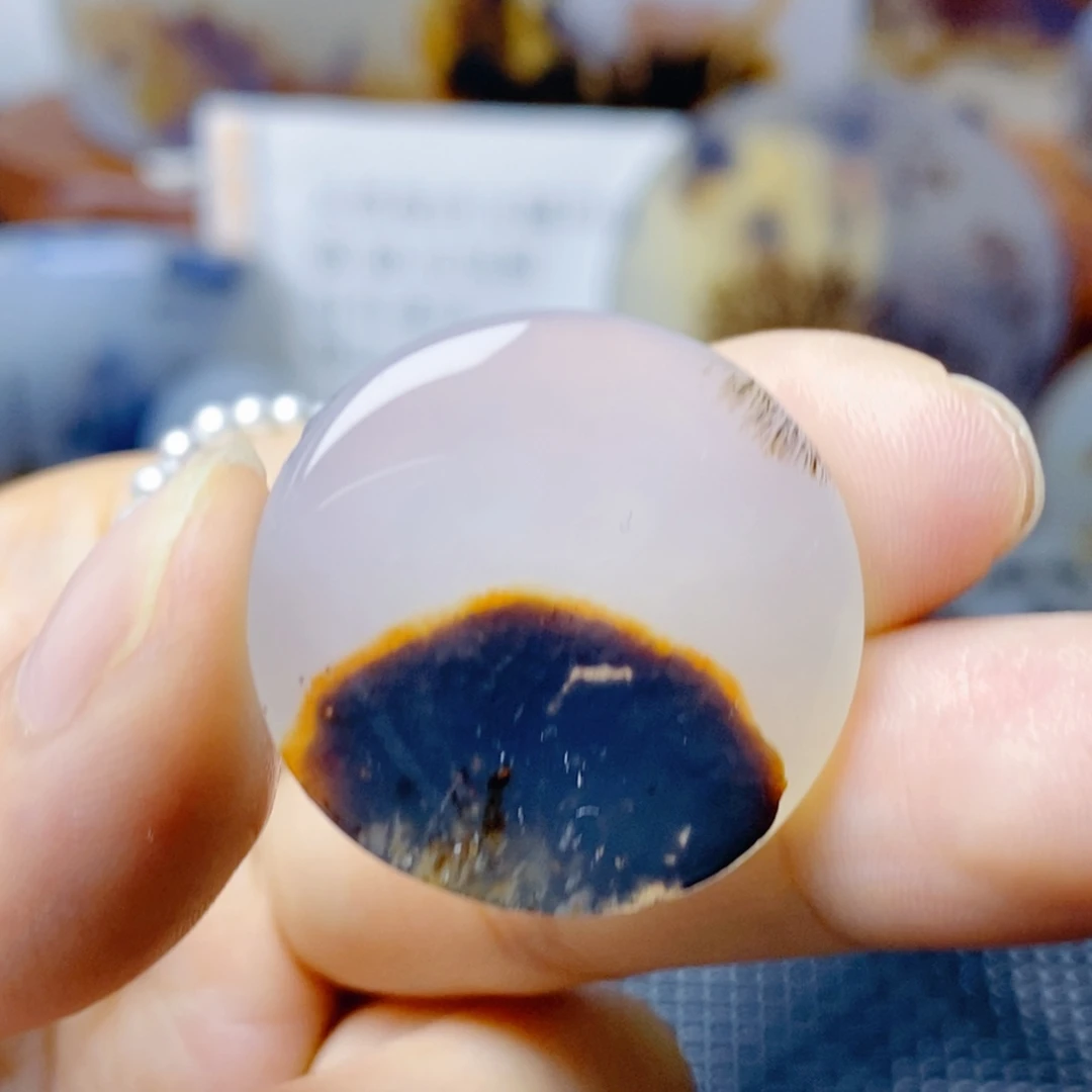 玛瑙/玉髓未镶嵌珠宝奇石