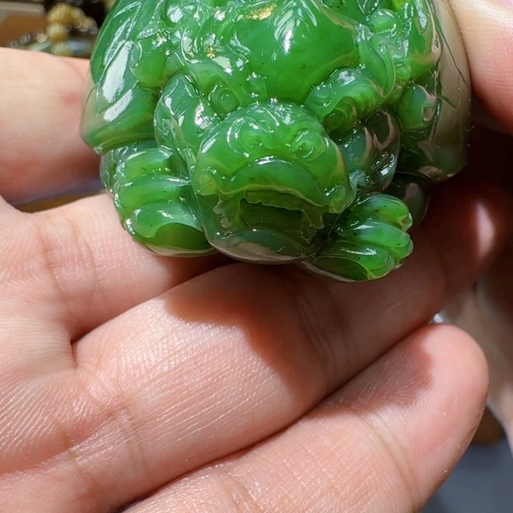 未镶嵌和田玉摆件