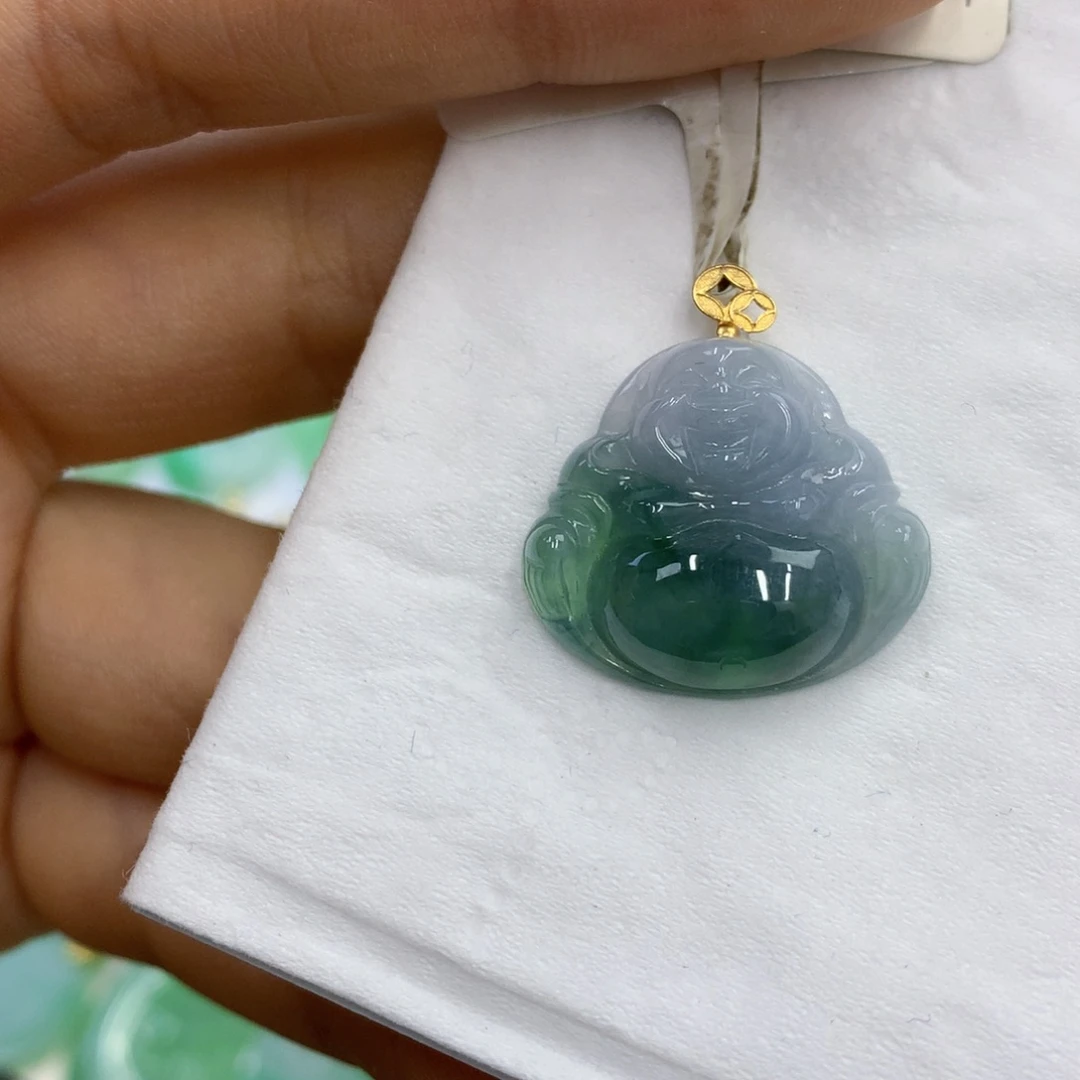翡翠18K金镶嵌颈饰翡翠