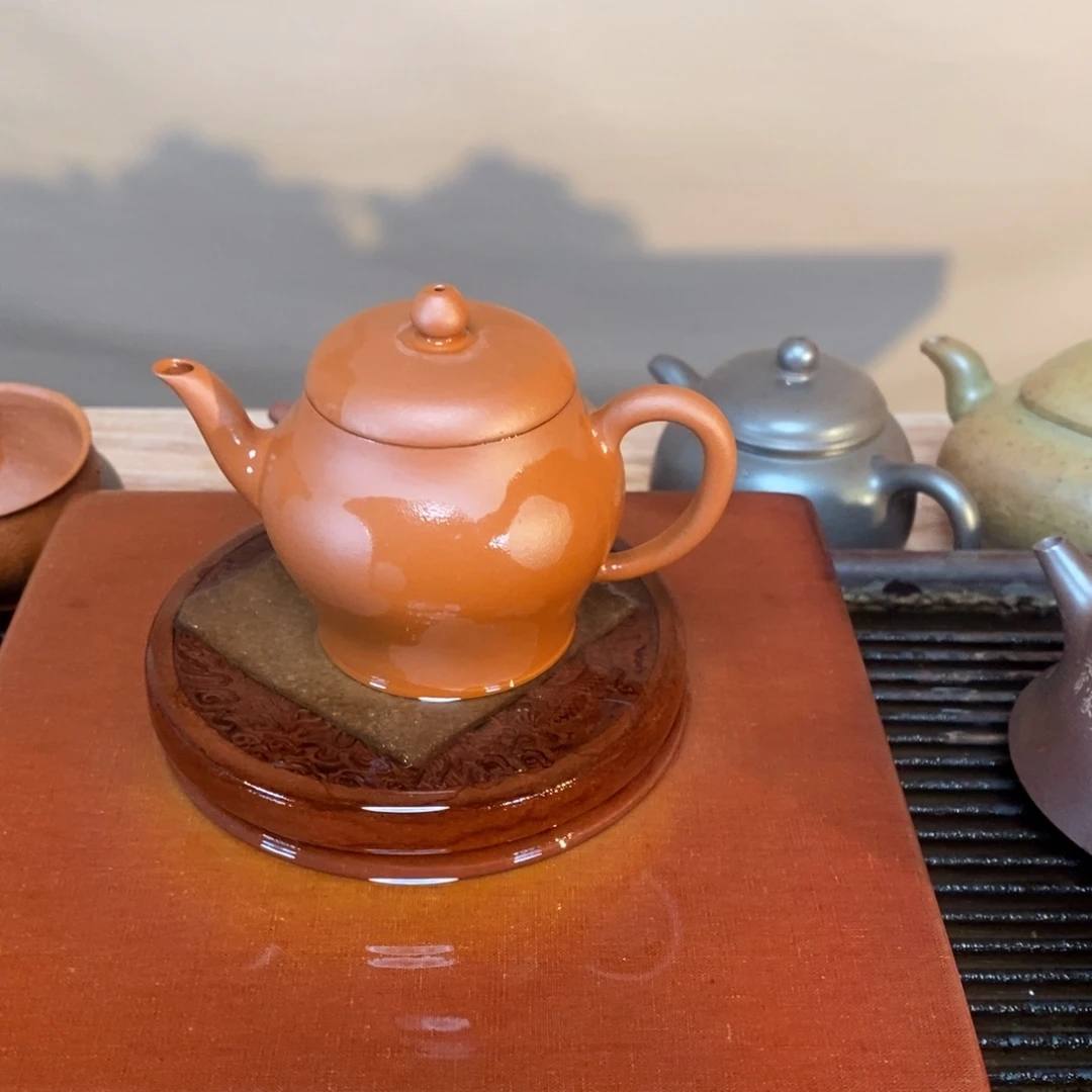 茶壶紫砂高端150cc红泥翁型宫灯