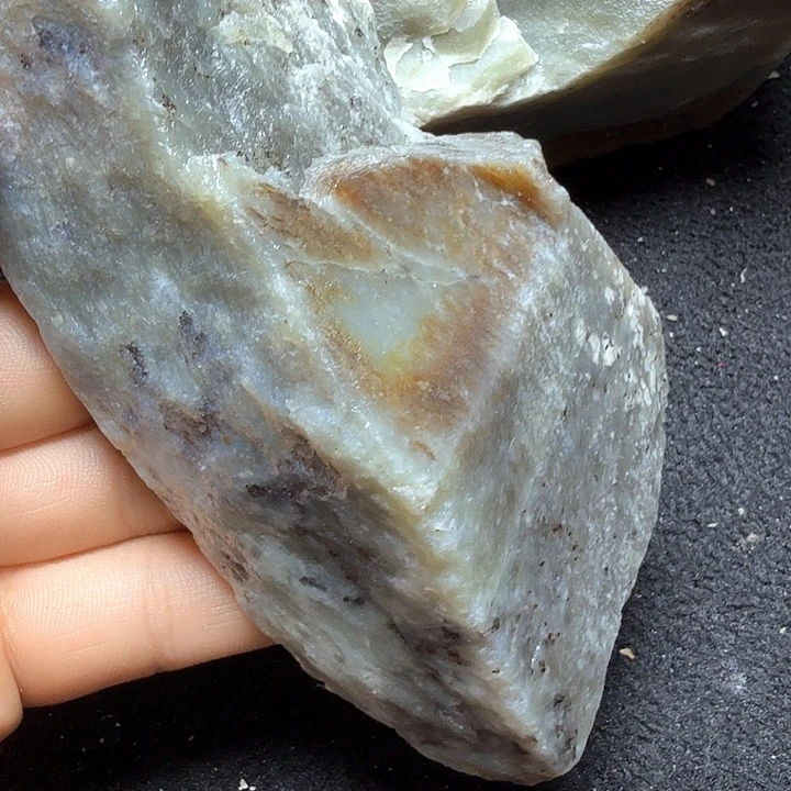 和田玉（糖玉）未镶嵌珠宝半成品