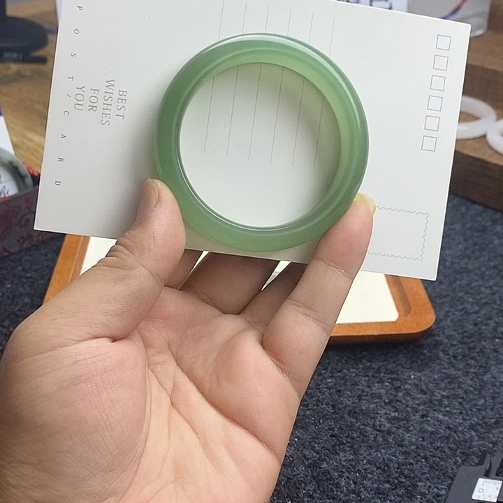 石英质玉未镶嵌手镯2089