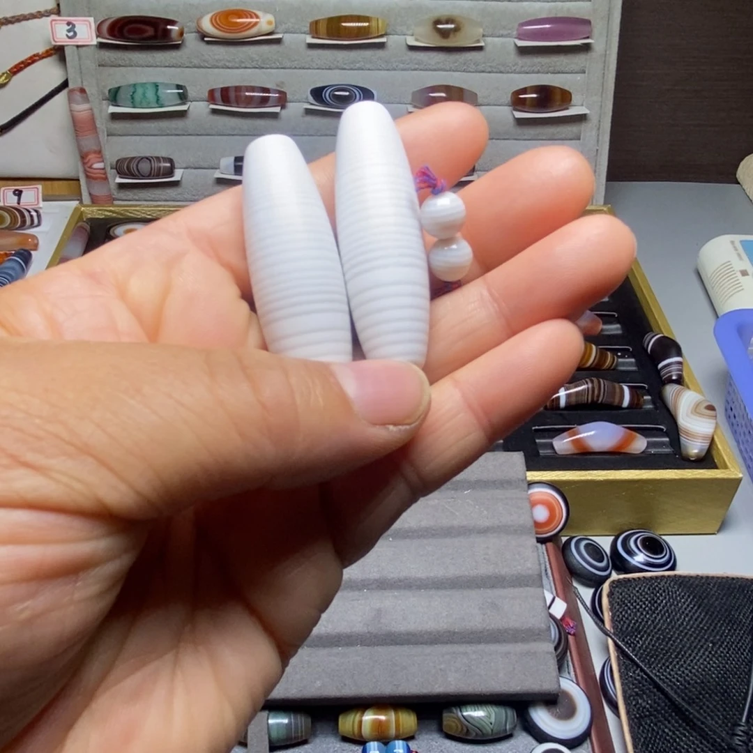 昆***侠玛瑙/玉髓合金珠宝半成品