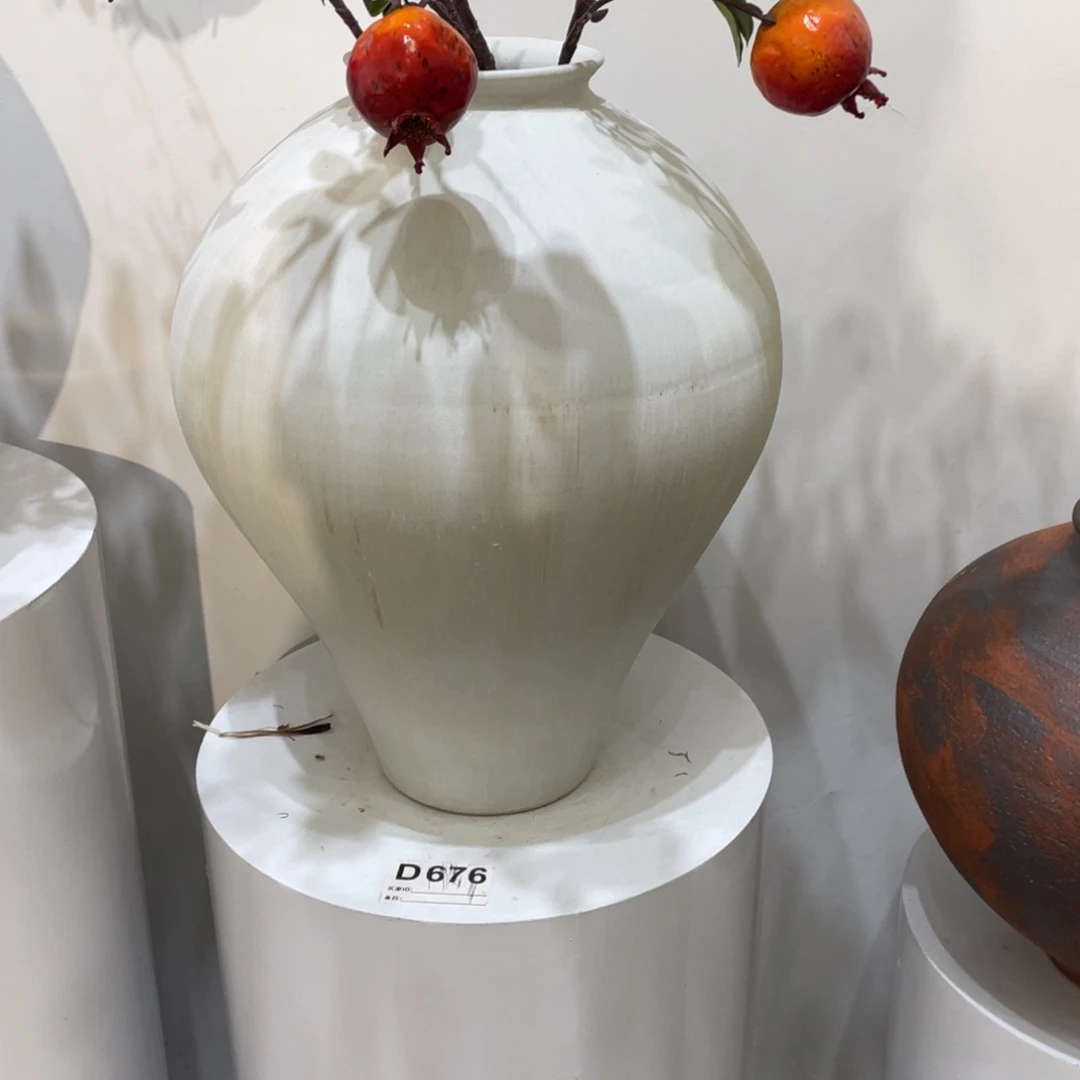 白泥花瓶景德镇陶瓷艺术研究院