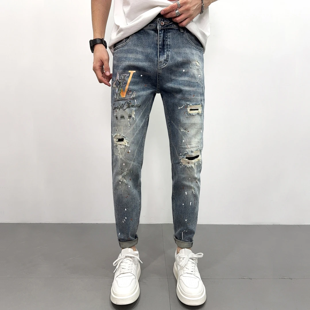 夏季薄款烫钻破洞牛仔裤男款爆款2025新款欧货休闲时尚修身小脚裤