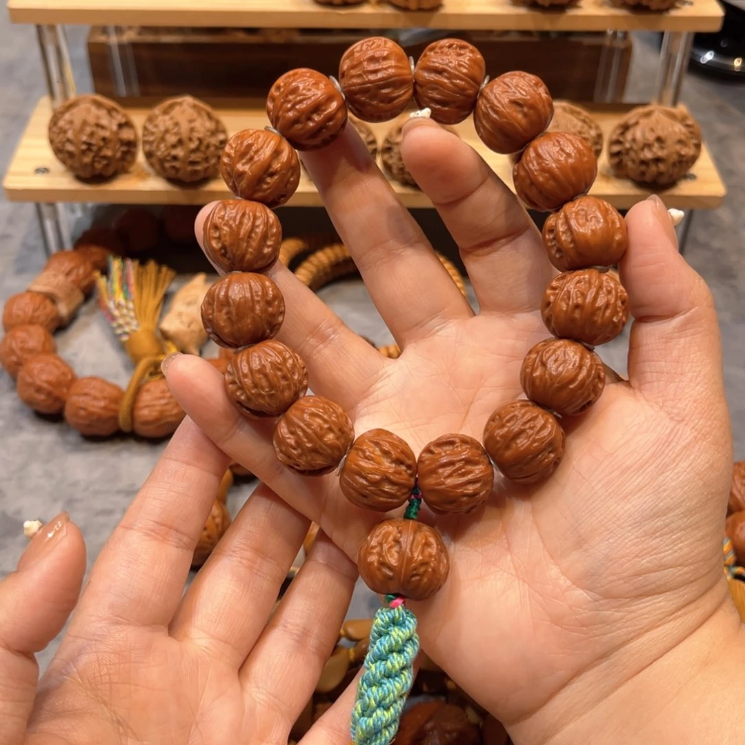 杰***6文玩核桃把件树王京八棱手持