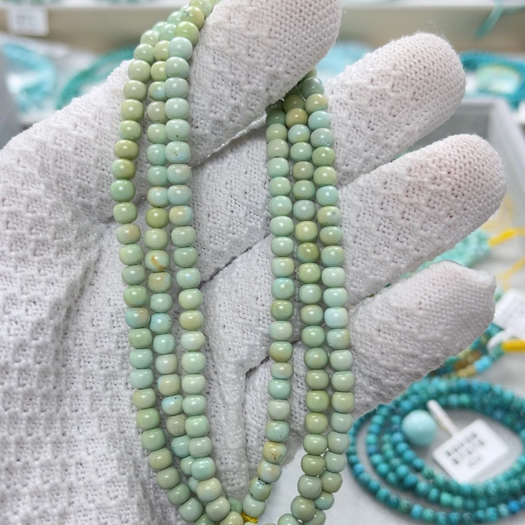 绿松石绿松石未镶嵌