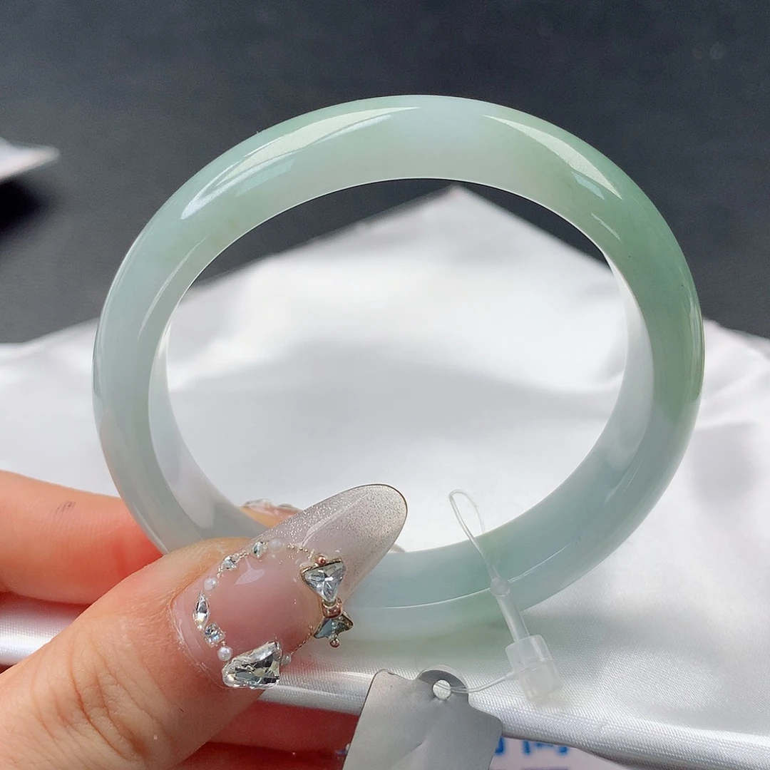 翡翠手镯未镶嵌50贵妃53.5