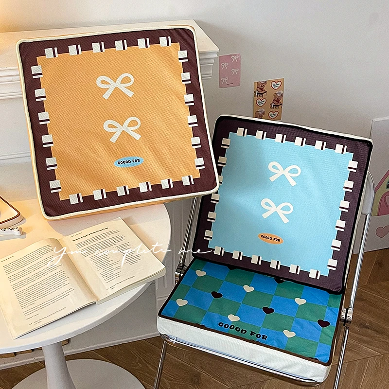 乳胶坐垫办公室椅垫记忆棉加厚玄关换鞋凳子方形椅子座垫久坐屁垫