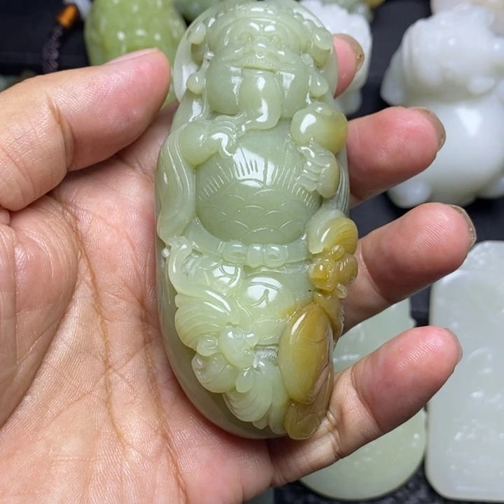 和田玉未镶嵌颈饰笑****9