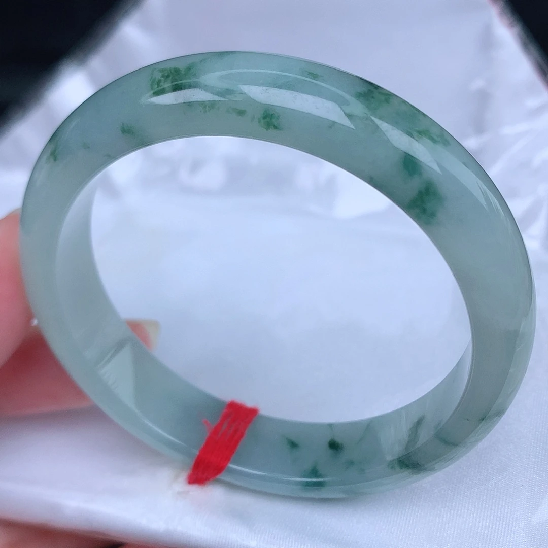 未镶嵌手镯翡翠天然