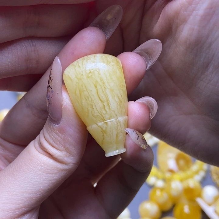 裸石琥珀未镶嵌20.6✖️30.6