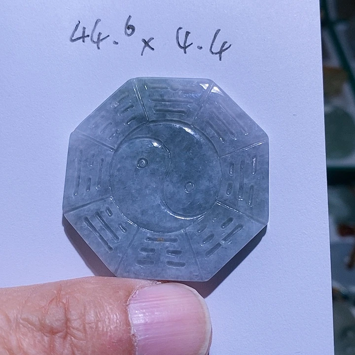 吊坠(不含链)未镶嵌翡翠挂件