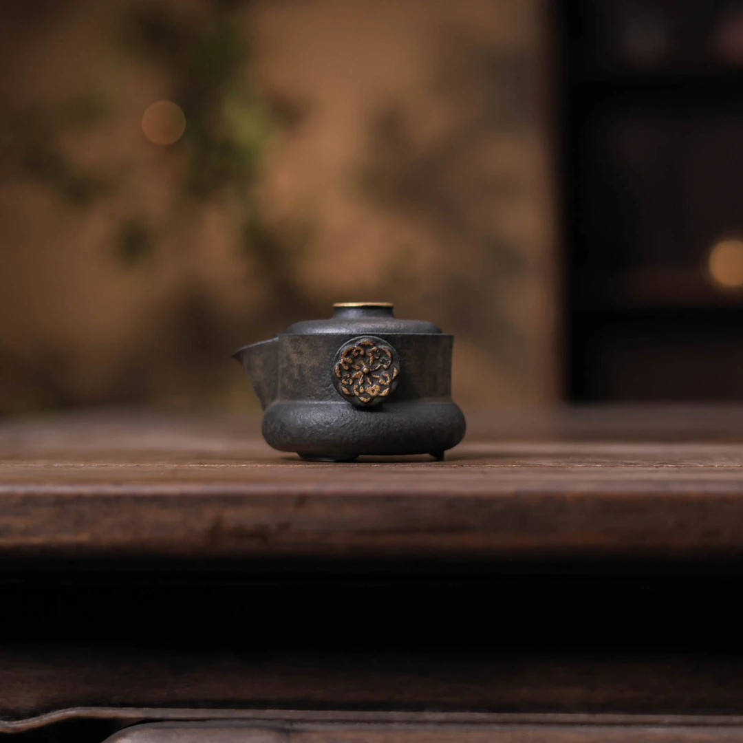 【小田甄陶】玄金釉-灰念-清荷雅韵壶125ml（灰念0602）