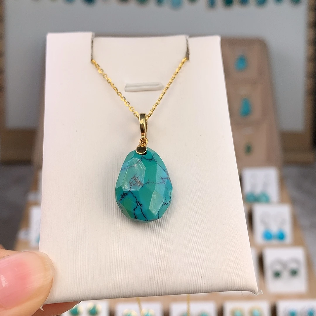 绿松石18K金镶嵌吊坠(不含链)