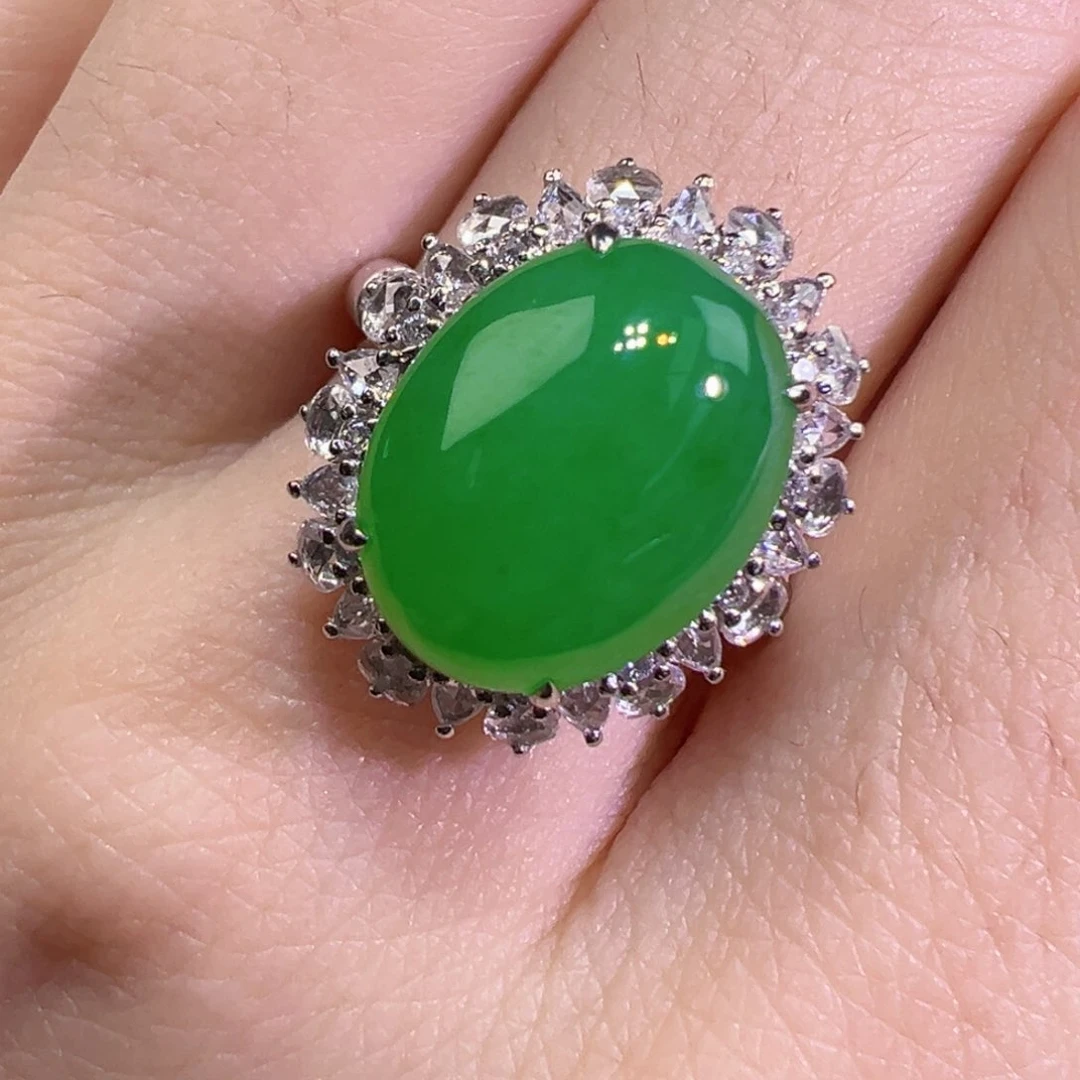 翡翠戒指18K金镶嵌戒指