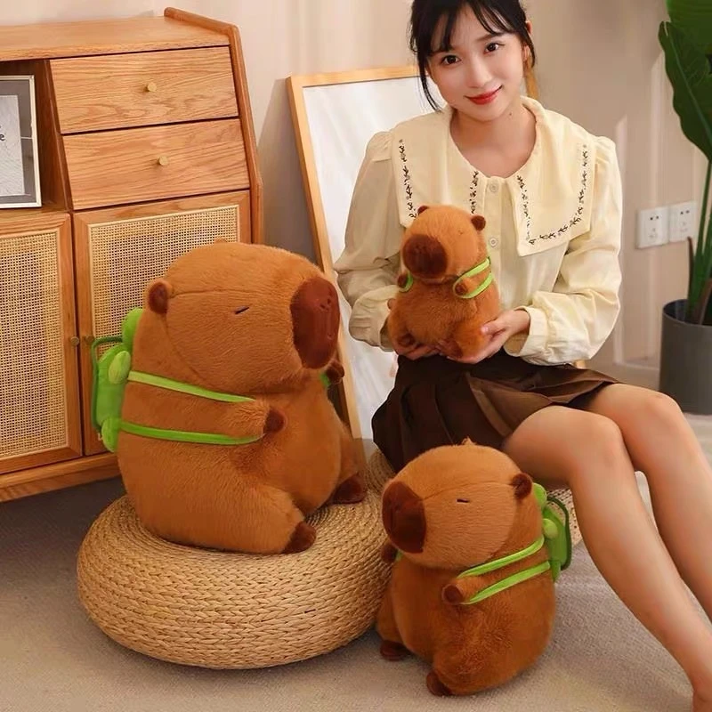 可爱卡通迷你卡皮巴拉抱枕靠垫一个30cm，