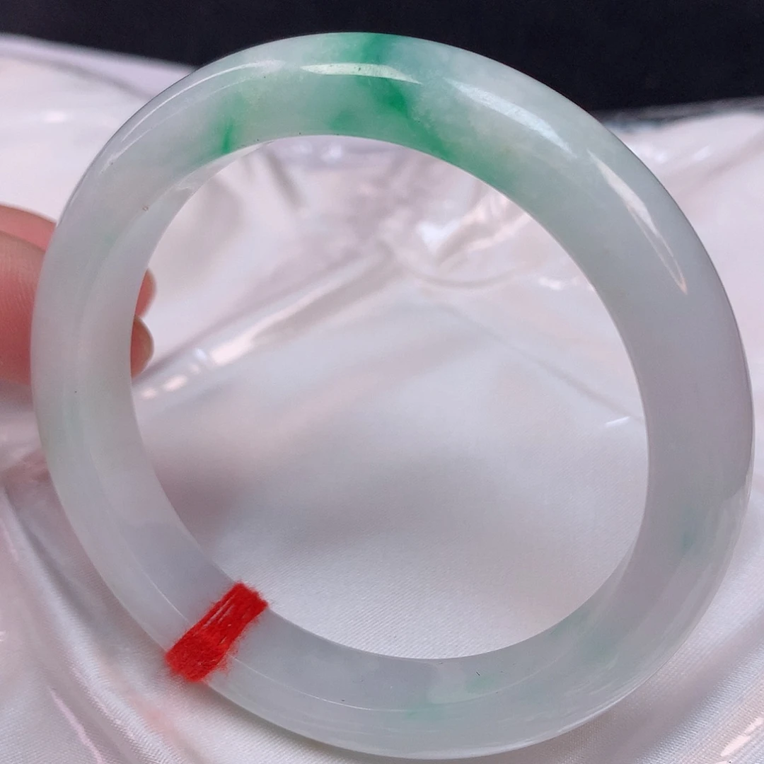 翡翠手镯未镶嵌57 翡翠手镯