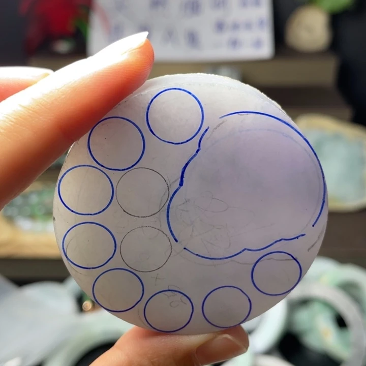 定制翡翠未镶嵌挂件