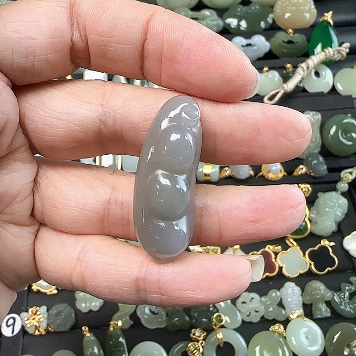 和田玉未镶嵌吊坠(不含链)