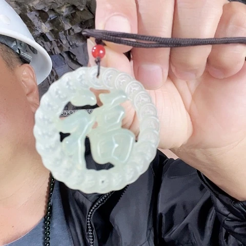 蛇纹石玉未镶嵌珠宝奇石