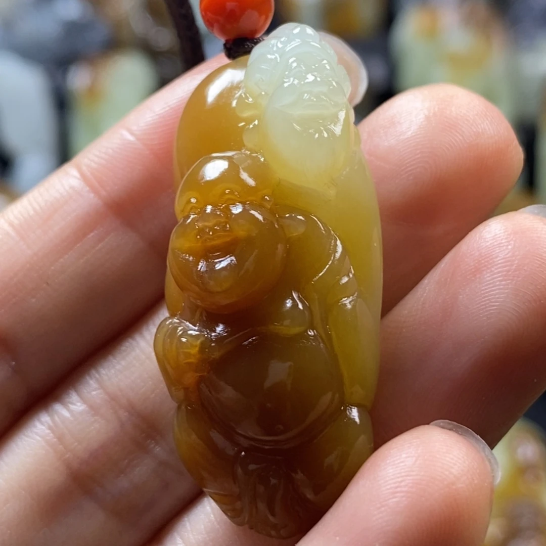 海***飞和田玉未镶嵌挂件