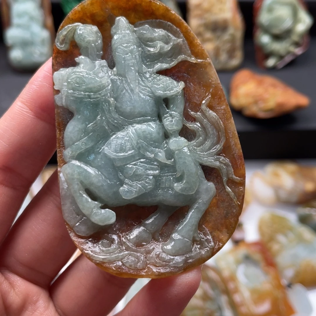 黑***风定制翡翠未镶嵌翡翠