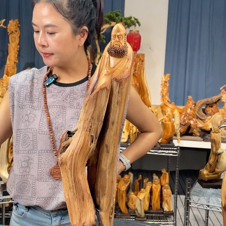 柏木（崖柏）随型摆件