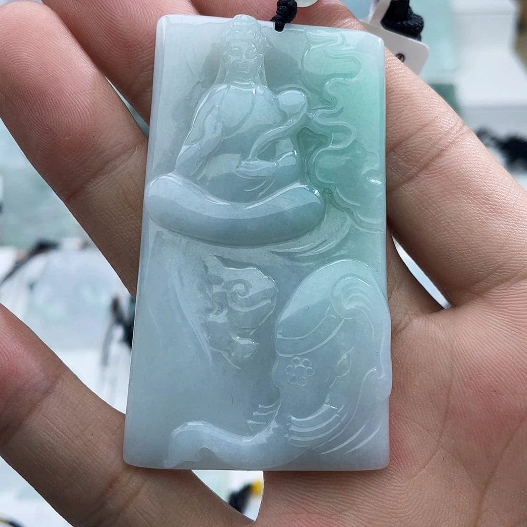 颈饰未镶嵌翡翠树*翡翠