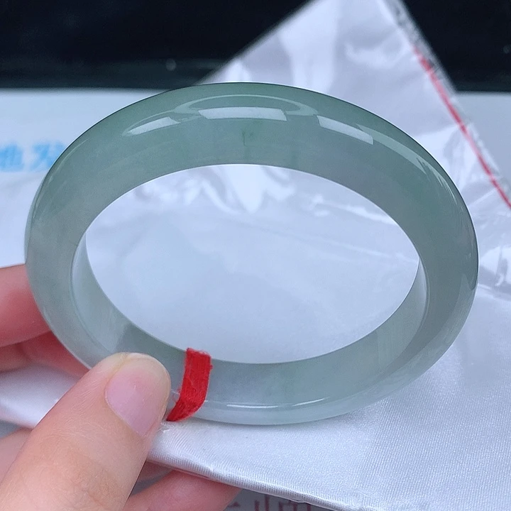 未镶嵌手镯翡翠天然