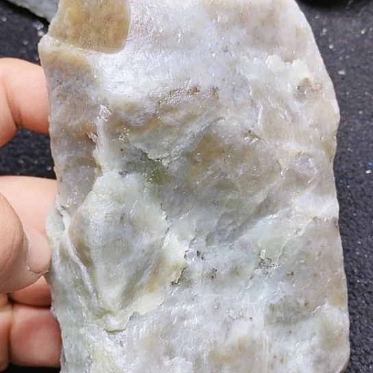 和田玉（糖玉）未镶嵌珠宝半成品