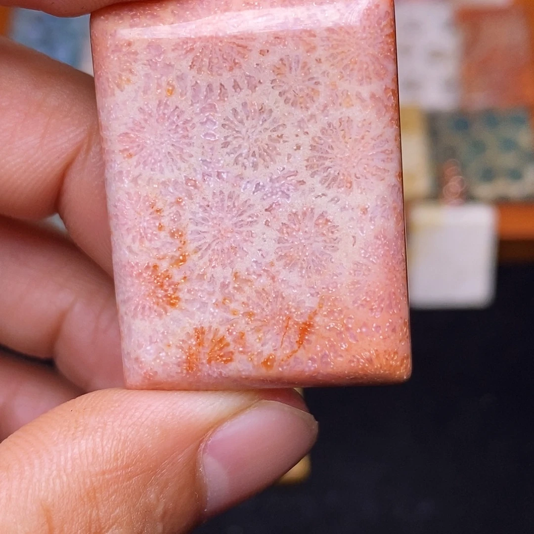 彬***g硅化玉合金珊瑚玉