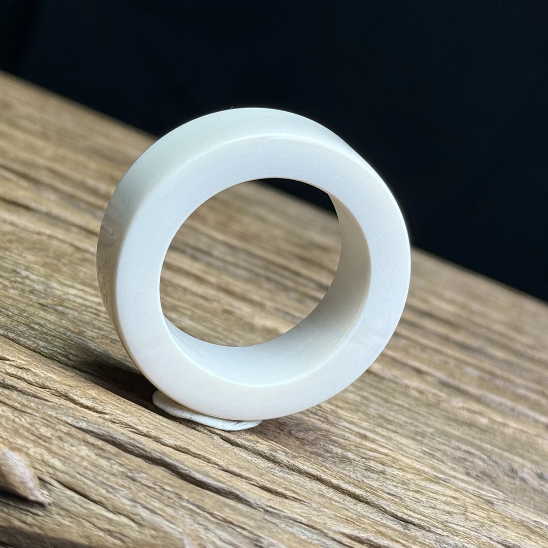 S1934天然猛犸牙 牙饼子 扣子41x28x13.7mm15.8克支持鉴定 假一罚