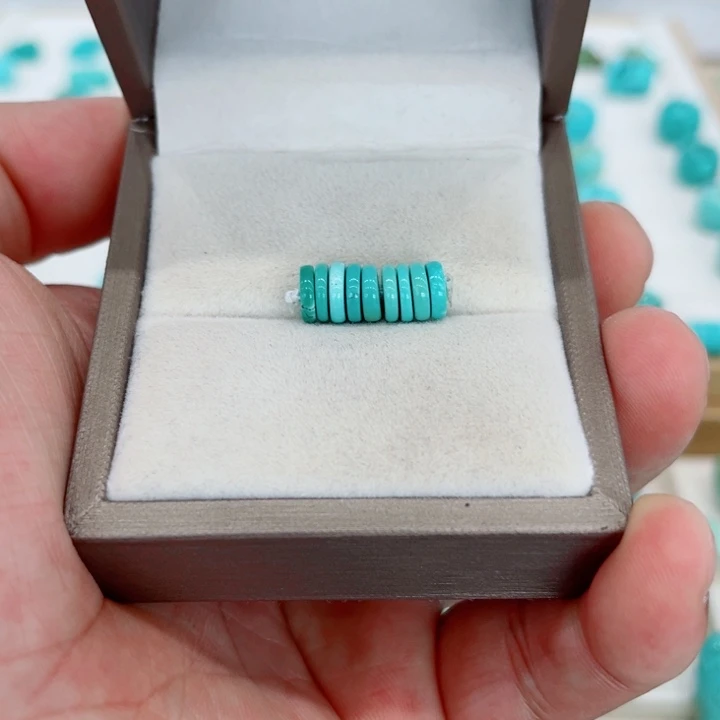 未镶嵌绿松石珠宝奇石