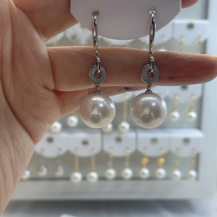 淡水珍珠耳饰银S925镶嵌单****。