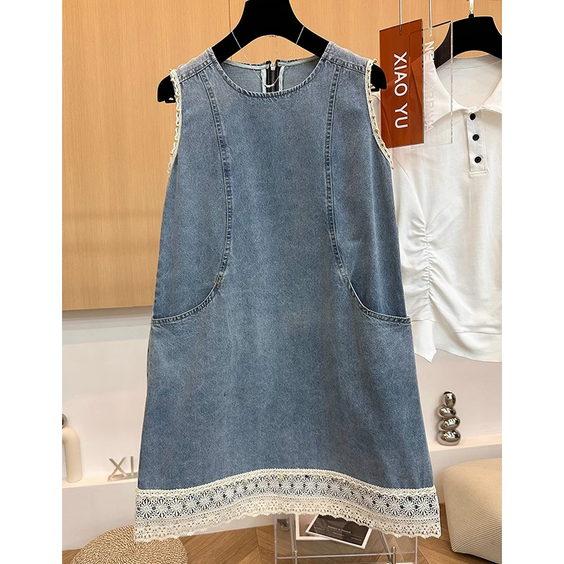 无袖牛仔连衣裙女2025夏季新款设计感蕾丝钩花拼接背心裙圆领裙子