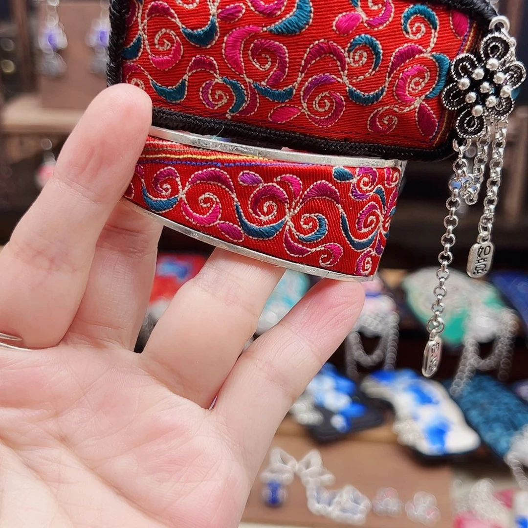 织绣手工刺绣工艺品