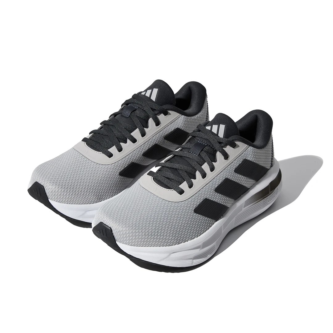 adidas/阿迪达斯男女款网面透气运动休闲鞋减震跑步鞋 KJ3487