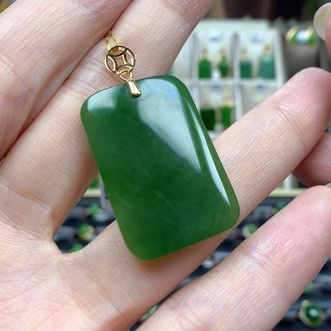 和田玉18K金镶嵌颈饰2030