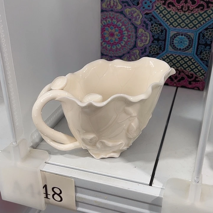 福利待遇多多哦哦哦