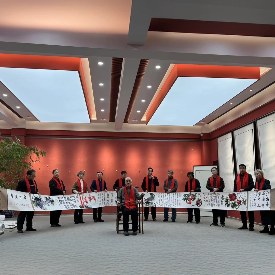 书画长卷+11位老师现场共创+香樟木锦盒发货+带防伪