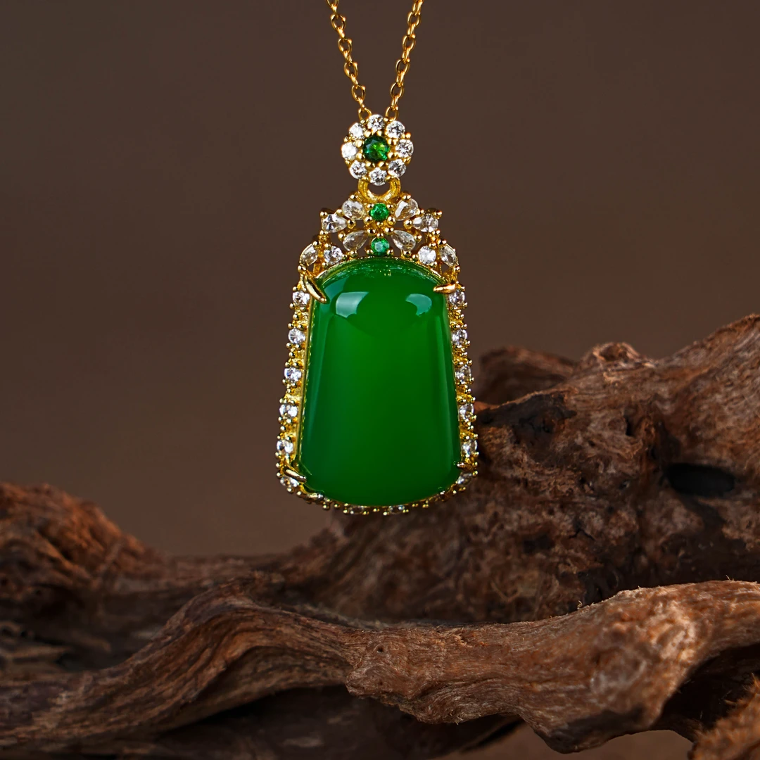 Y-453 天然玛瑙围镶无事牌吊坠 赠链  主石约18*28mm