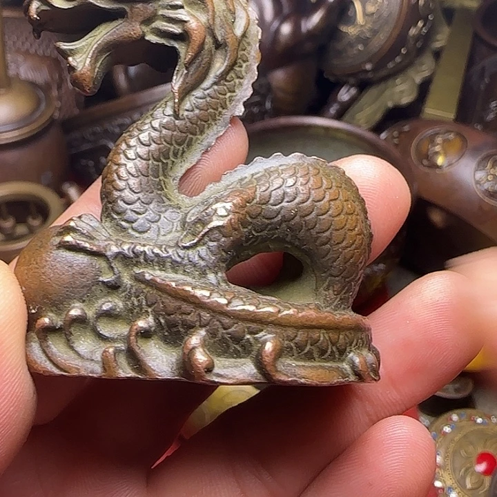 全是铜器工艺摆件