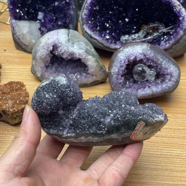 紫晶水晶摆件未镶嵌