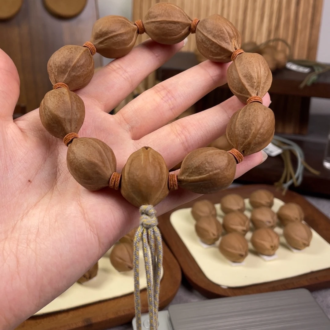 郭***庚其他橄榄核20 26.5梅林铁核