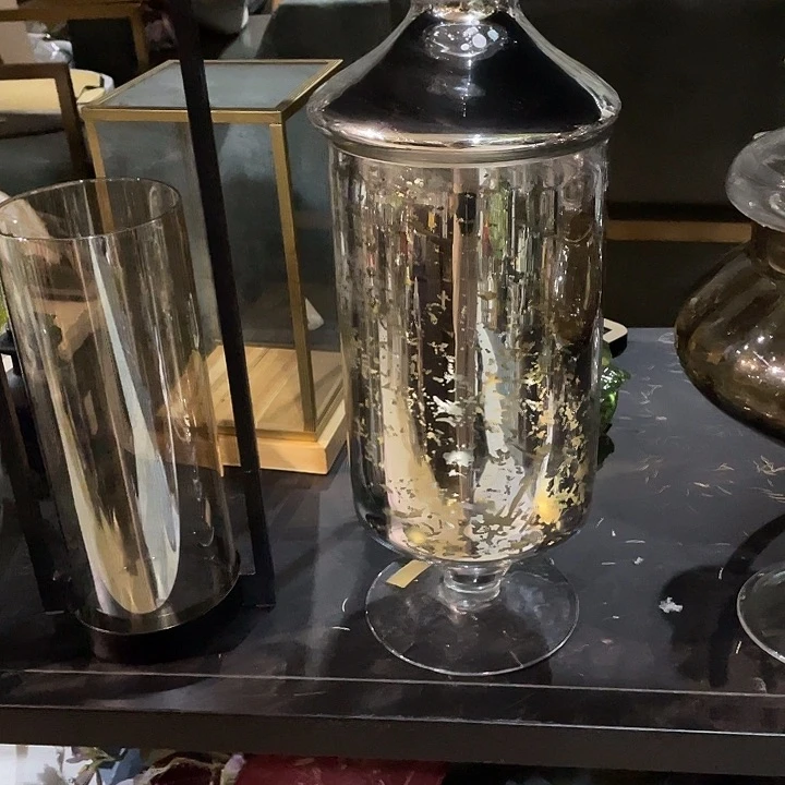 谷*?陶瓷花瓶部分（微瑕）