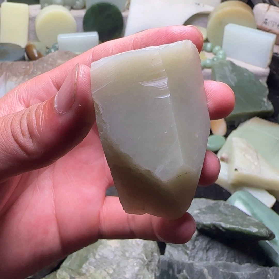 和田玉未镶嵌珠宝奇石